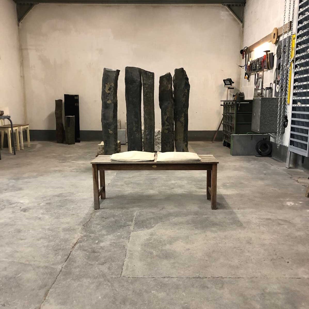 wirheilenundformenstein-basaltsteele-gruppe-werkstatt